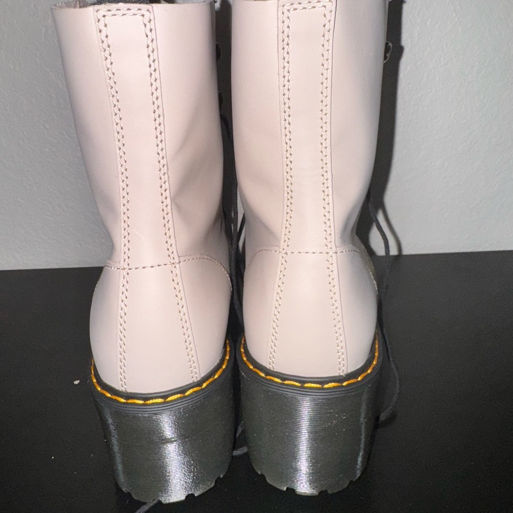 Stylish Cream Lace-Up Women's Boots - Picture 6 of 6